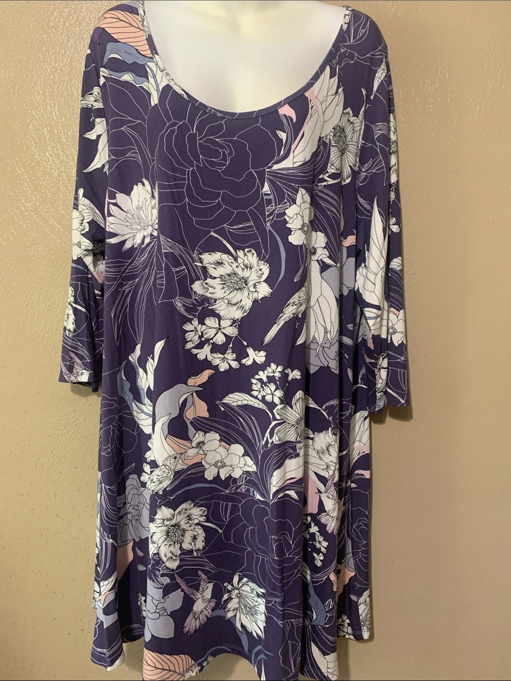 Avenue 22/24 Purple Floral Scoop Neck Tunic Cream & Pink Accents NWT